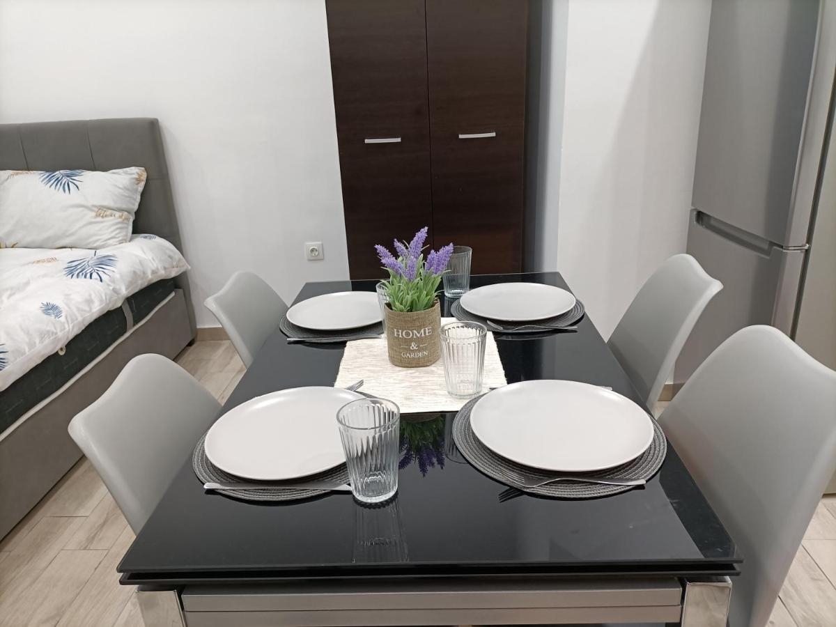 Peaceful Oasis Apartment Athens Exterior photo