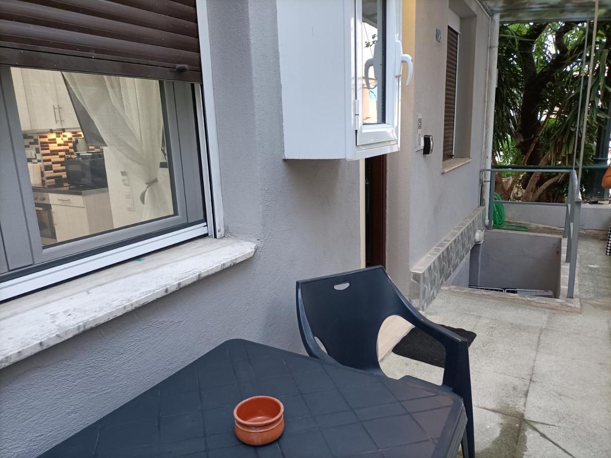 Peaceful Oasis Apartment Athens Exterior photo